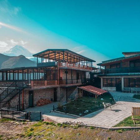 Vache Hotel Kazbegi Dış mekan fotoğraf