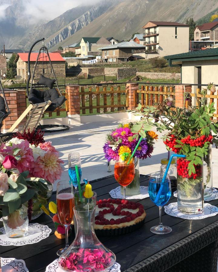 Vache Hotel Kazbegi Dış mekan fotoğraf