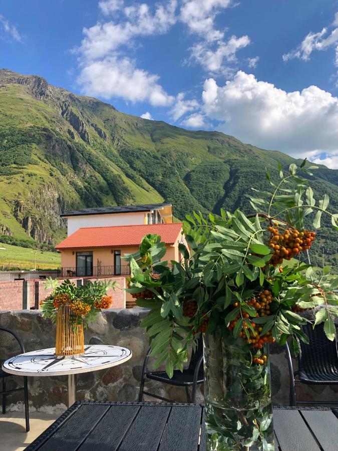 Vache Hotel Kazbegi Dış mekan fotoğraf