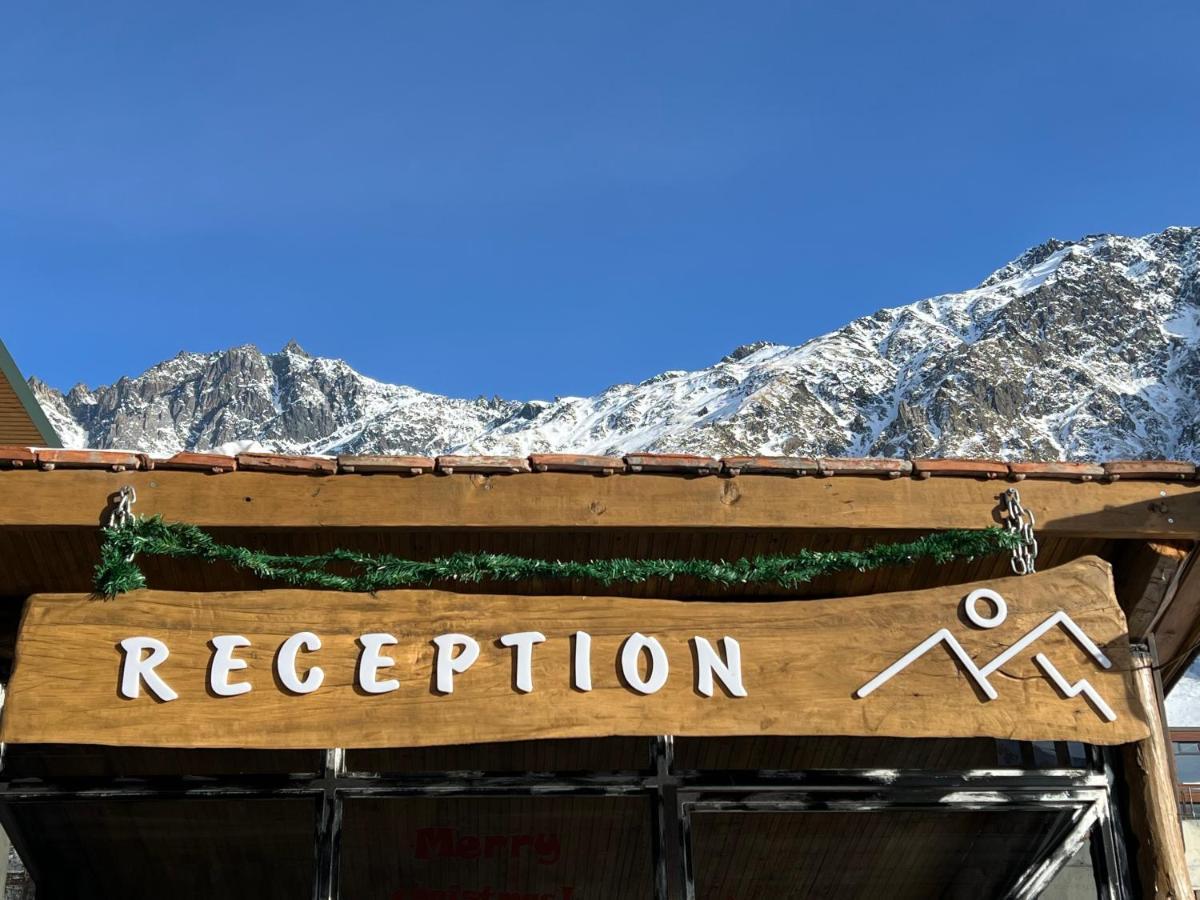 Vache Hotel Kazbegi Dış mekan fotoğraf