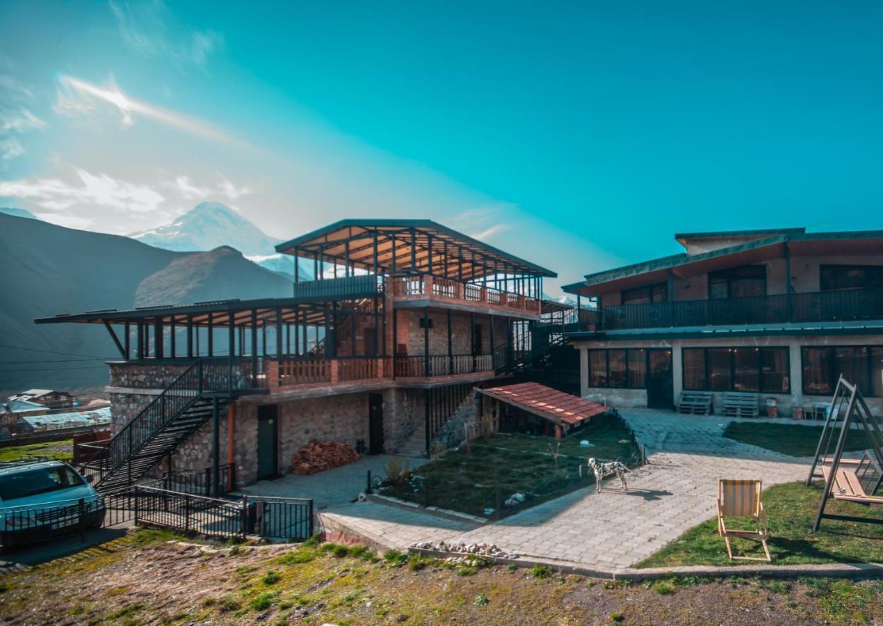 Vache Hotel Kazbegi Dış mekan fotoğraf